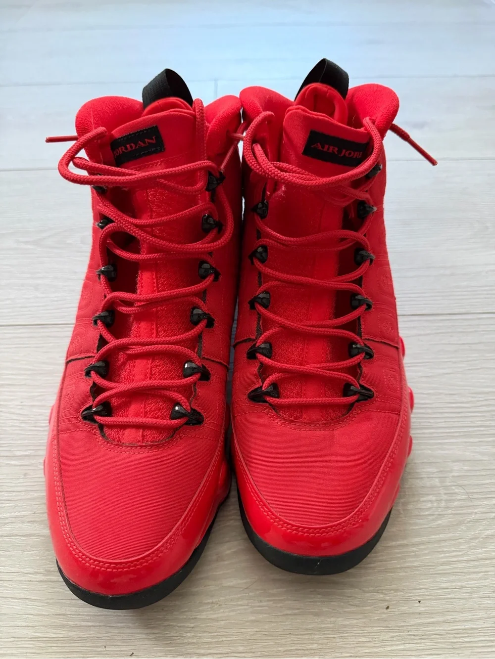 Jordan 9 Retro Chile Red